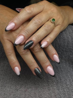 /album/fotogalerie-gelove-nehty/540606121-1355318529934532-5225654724920098376-n-jpg/